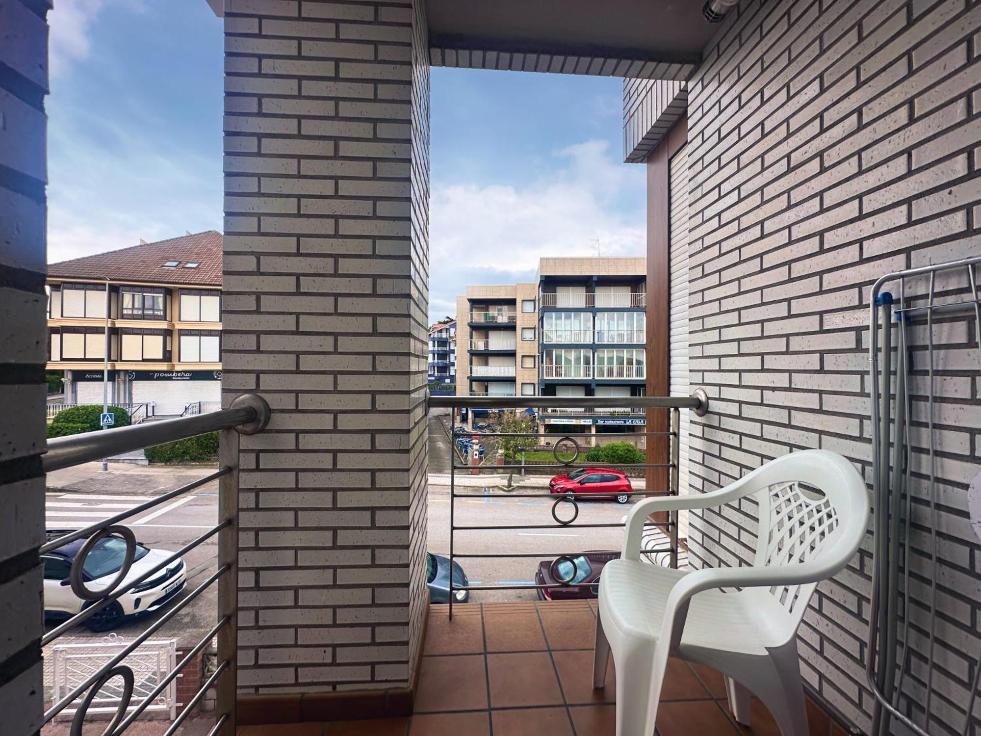 נוחה Apartamentos Pineda מראה חיצוני תמונה